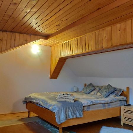 Cozy Loft At Teleferic Apartment Sinaia Exterior photo